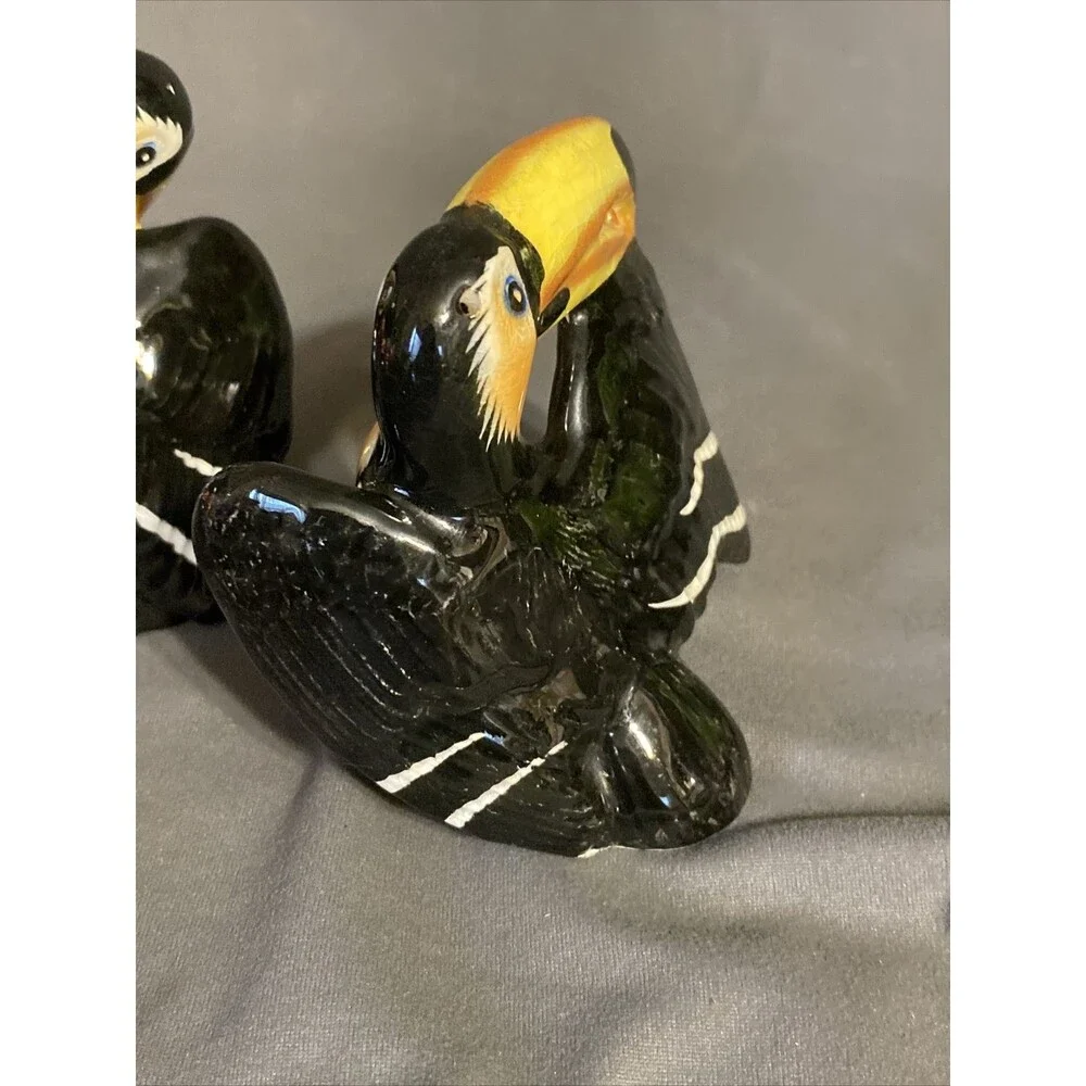 Vintage Salt & Pepper Shaker Set Japan Toucan Bird